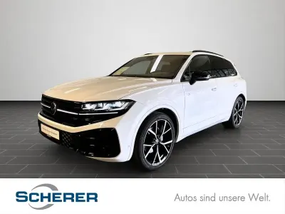 Gebraucht VW Touareg R-line 286 PS (210 kW) 2025 Pure white SUV