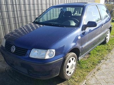 Gebraucht VW Polo 50 PS (36 kW) 2001 Blau Kleinwagen