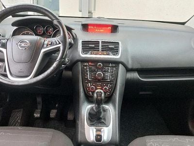 Gebraucht Opel Meriva Color Edition 110 PS (80 kW) 2016 Grau Van / Kleinbus
