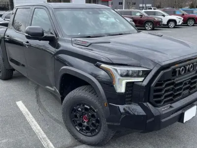 Neu Toyota Tundra 436 PS (320 kW) 2026 Schwarz Pickup