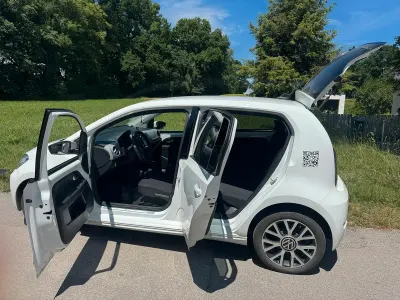 Gebraucht VW e-up! Style 44 kW (61 PS) 2023 Weiß Kleinwagen