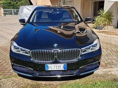 Gebraucht BMW 730 265 PS (194 kW) 2016 Schwarz Limousine