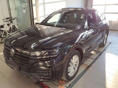 Gebraucht VW Touareg R-line 286 PS (210 kW) 2022 Deep black perleffekt SUV