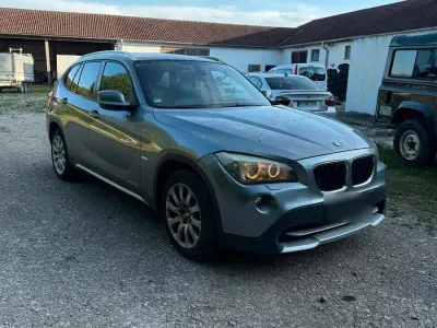 Gebraucht BMW X1 177 PS (130 kW) 2010 Grau SUV