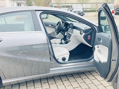 Mercedes A200