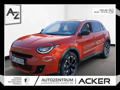 Gebraucht Fiat 600 La Prima 110 PS (80 kW) 2025 Sole orange Limousine
