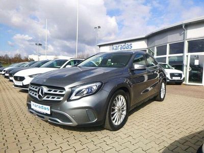Gebraucht Mercedes GLA200 156 PS (114 kW) 2017 Grau SUV