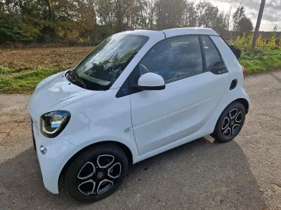 Gebraucht Smart ForTwo Electric Drive 60 kW (82 PS) 2019 Weiß Cabrio