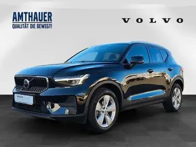 Używany Volvo XC40 Core 129 KM (94 kW) 2024 Czarny SUV
