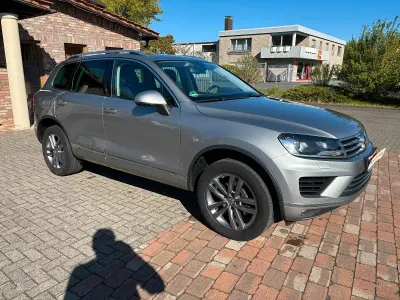 Używany VW Touareg Terrain Tech 262 KM (192 kW) 2015 Srebrny SUV