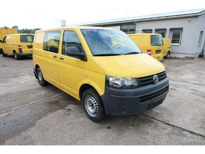 Gebraucht VW T5 84 PS (61 kW) 2011 Ginstergelb r1032 Van