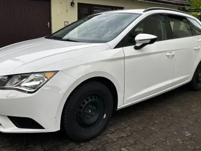 Używany Seat Leon ST CONNECT 110 KM (80 kW) 2017 Biały Kombi