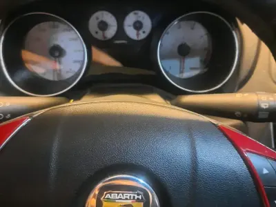 Gebraucht Abarth Punto Evo 225 PS (165 kW) 2011 Rot Kleinwagen