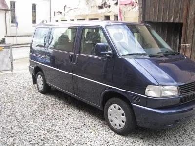 Gebraucht VW Caravelle 102 PS (75 kW) 1996 Blau Van