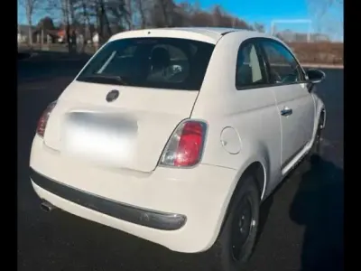 Gebraucht Fiat 500 Lounge 69 PS (50 kW) 2013 Weiß Kleinwagen