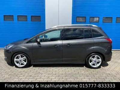 Gebraucht Ford Grand C-Max Titanium 150 PS (110 kW) 2018 Silber Van / Kleinbus