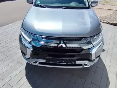 Gebraucht Mitsubishi Outlander P-HEV 224 PS (164 kW) 2019 Grau SUV