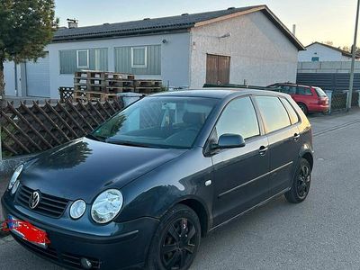 Gebraucht VW Polo 54 PS (39 kW) 2004 Grau Kleinwagen