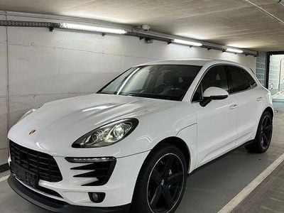 Weiß Gebraucht 2016 Porsche Macan S Sport SUV | 29.999 € (Etwas zu teuer)