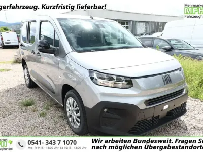 Neu Fiat Doblò 131 PS (96 kW) 2025 Maestro grau metallic Van / Kleinbus