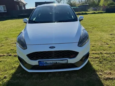 Usata Ford Fiesta ST 200 CV (147 kW) 2020 Bianco Utilitaria