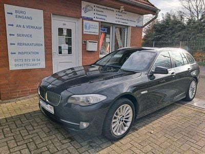 Schwarz Gebraucht 2013 BMW 520 Comfort Edition Kombi | 9.900 € (Guter Preis)