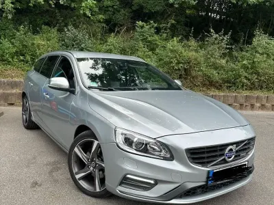Gebraucht Volvo V60 R-Design 163 PS (119 kW) 2013 Silber Kombi