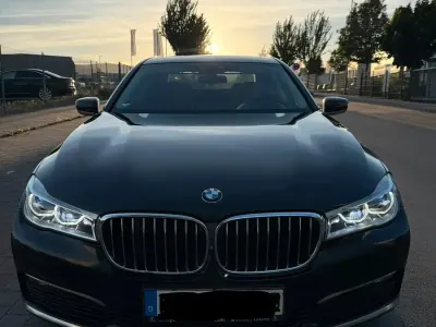 Gebraucht BMW 740 320 PS (235 kW) 2016 Schwarz Limousine
