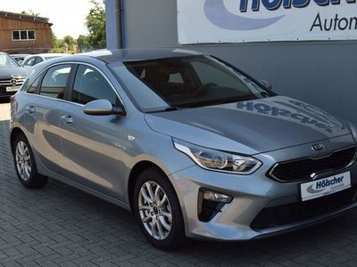 Gebraucht Kia Ceed 140 PS (102 kW) 2019 Silber Kleinwagen