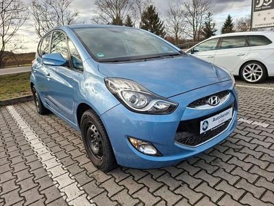 Gebraucht Hyundai ix20 Style 90 PS (66 kW) 2011 Blau Kleinwagen