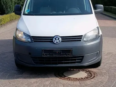 Gebraucht VW Caddy 105 PS (77 kW) 2013 Weiß Van / Kleinbus