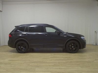 Gebraucht VW Tiguan Allspace Highline 200 PS (147 kW) 2021 Schwarz SUV