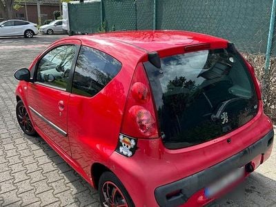 Gebraucht Peugeot 107 Filou 68 PS (50 kW) 2006 Rot Kleinwagen