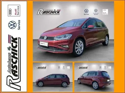 Gebraucht VW Golf VII Highline 150 PS (110 kW) 2020 Cranberry red (rot) Limousine
