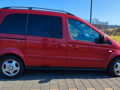 Gebraucht Mercedes Vaneo 91 PS (66 kW) 2004 Rot Van / Kleinbus