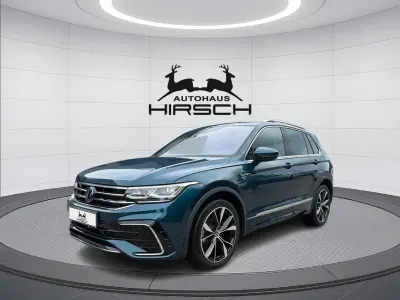 Gebraucht VW Tiguan R-line 150 PS (110 kW) 2024 Blau SUV