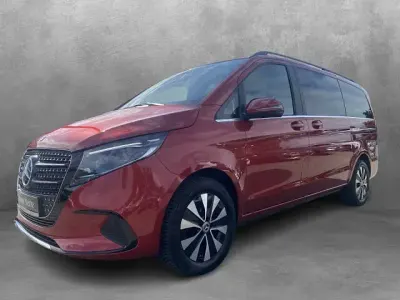 Gebraucht Mercedes V300 Avantgarde 237 PS (174 kW) 2025 Hyazinthrot metallic Van / Kleinbus