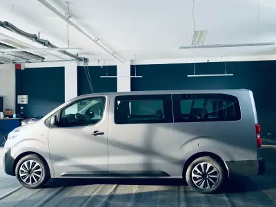 Usata Opel Vivaro 120 CV (88 kW) 2020 Grigio Monovolume