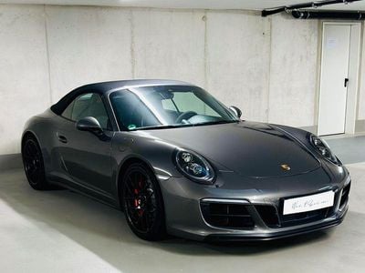 Porsche 911 Carrera GTS