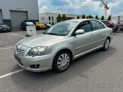 Gebraucht Toyota Avensis Executive 126 PS (92 kW) 2008 Silber Limousine