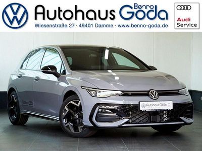Gebraucht VW Golf VIII R-line 150 PS (110 kW) 2025 Mondsteingrau schwarz Limousine