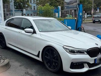 Gebraucht BMW 750L M Performance 449 PS (330 kW) 2018 Weiß Limousine
