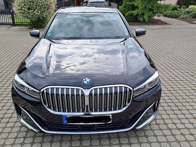 BMW 730