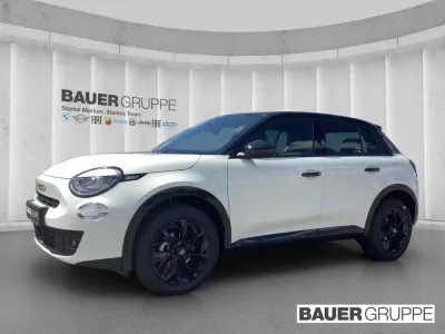 Neu Fiat 600 Icon 101 PS (74 kW) 2026 Weiß SUV