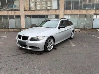Gebraucht BMW 325 218 PS (160 kW) 2007 Silber Kombi