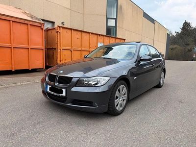 Gebraucht BMW 320 Sport Line 150 PS (110 kW) 2006 Grau Limousine