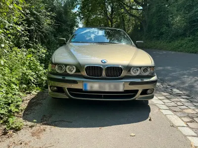 Gebraucht BMW 530 M Sport 231 PS (169 kW) 2001 Gold Limousine