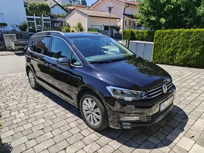 Gebraucht VW Touran Highline 190 PS (139 kW) 2017 Schwarz Van / Kleinbus
