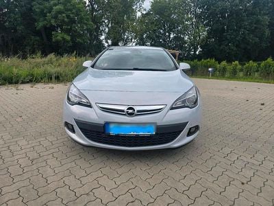 Opel Astra GTC