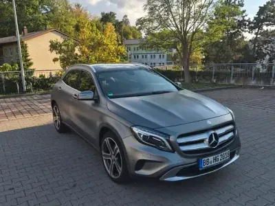 Gebraucht Mercedes GLA250 AMG 211 PS (155 kW) 2014 Grau SUV
